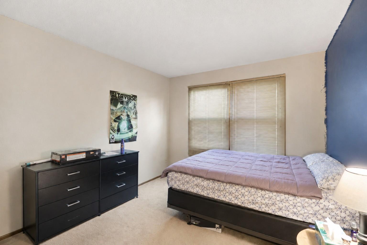 990 Kensington Trail 107 Property Photo 17