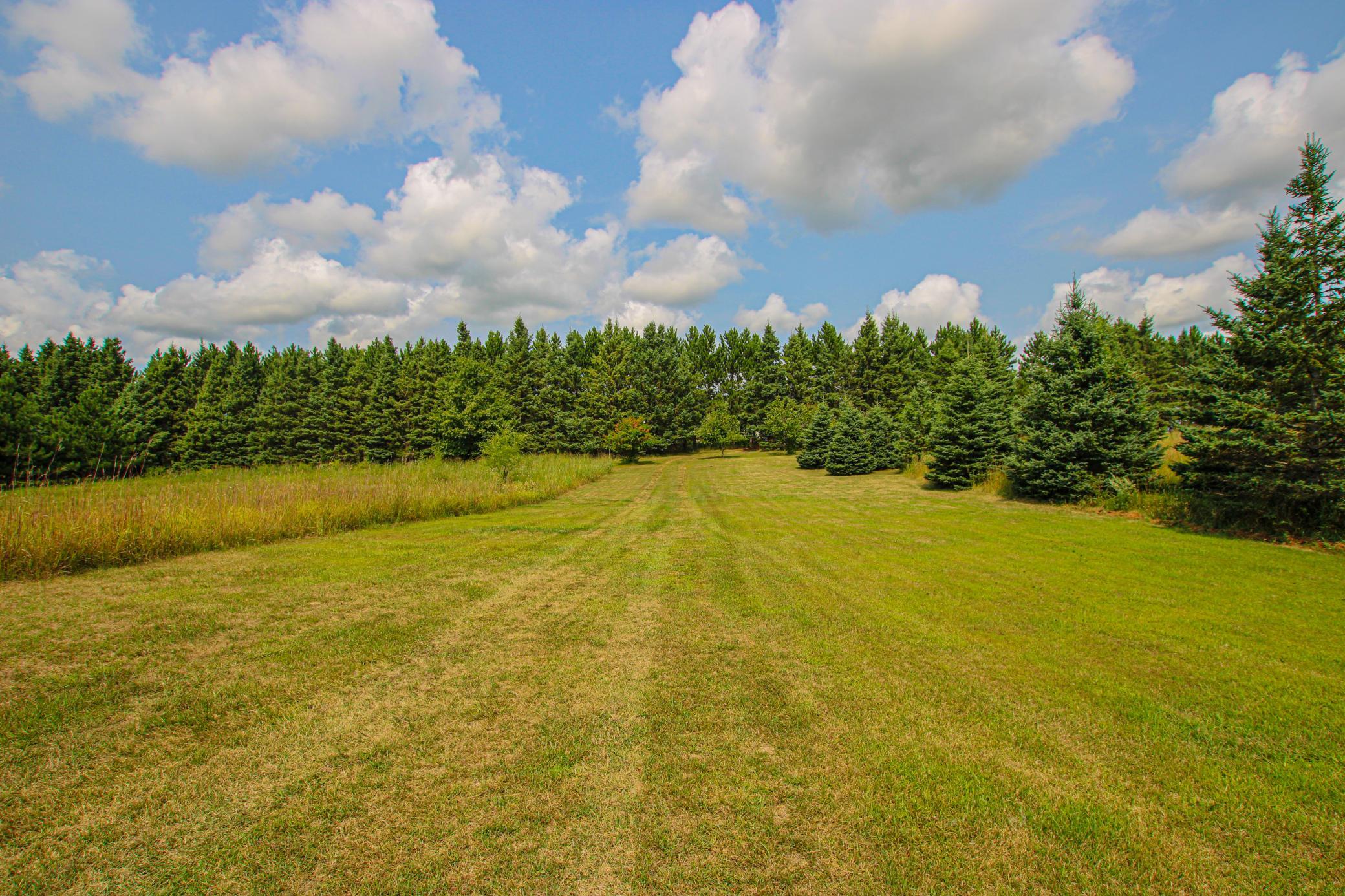 57776 County Highway 136 Property Photo 10
