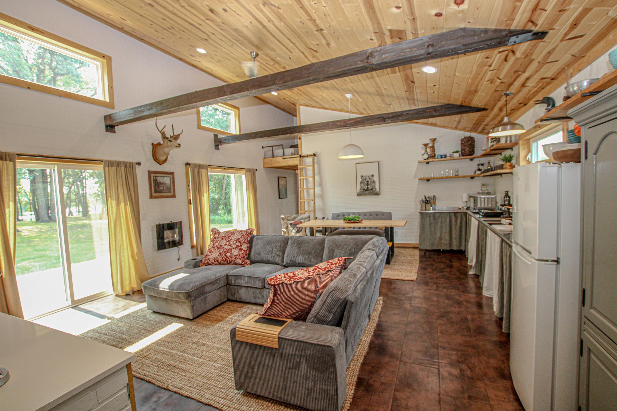 57776 County Highway 136 Property Photo 18