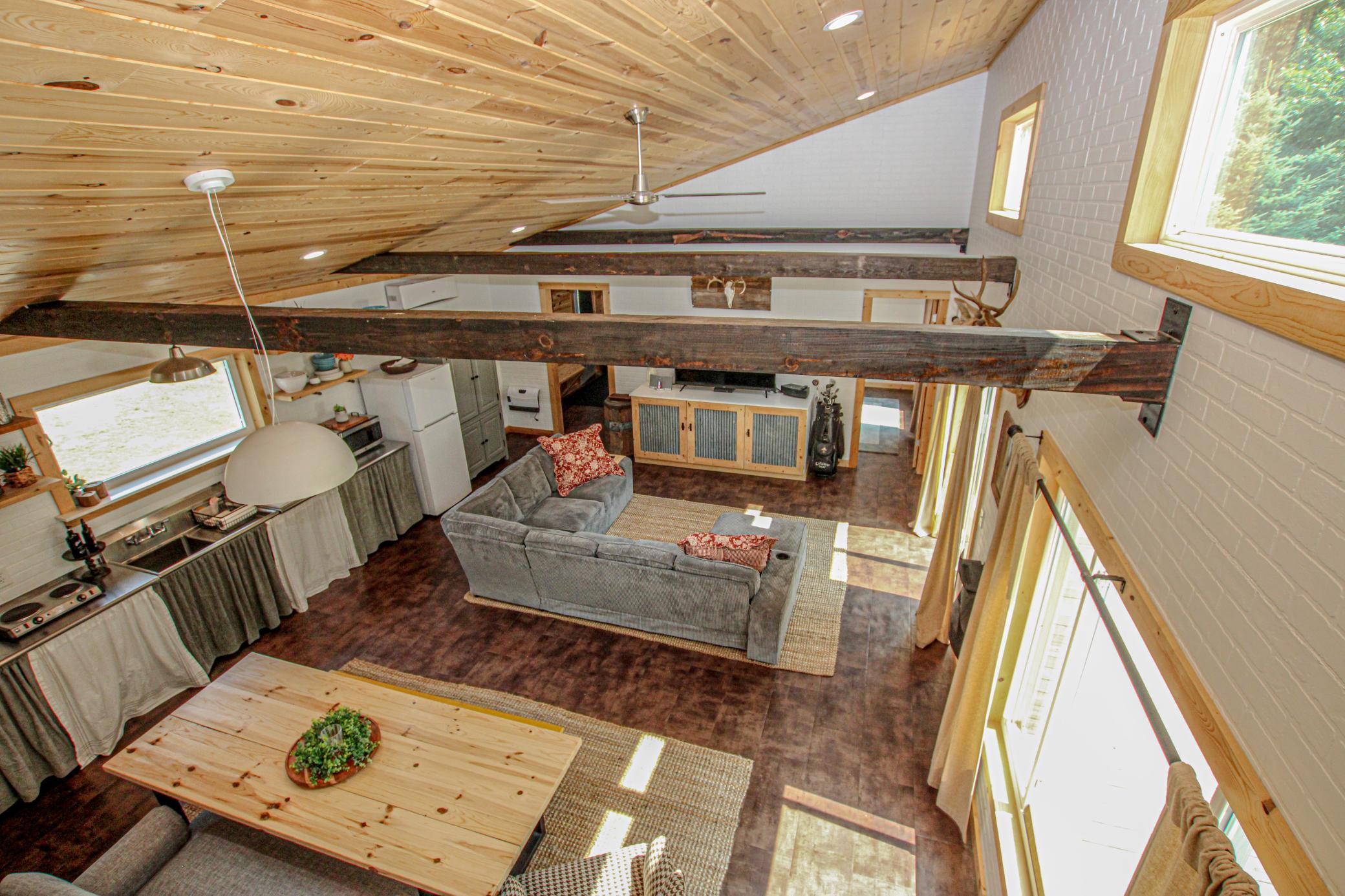 57776 County Highway 136 Property Photo 31