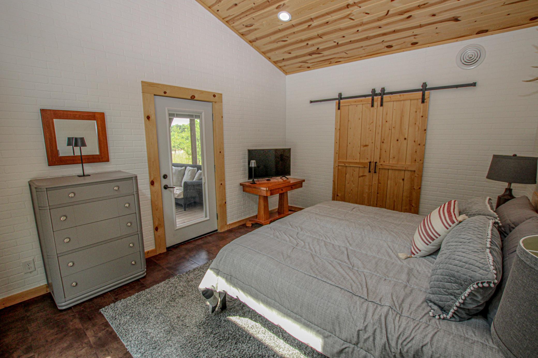 57776 County Highway 136 Property Photo 34
