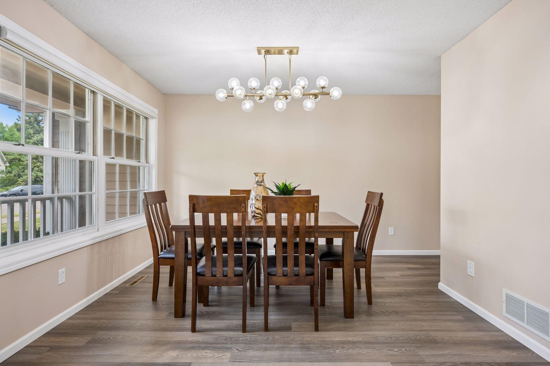 16005 22nd Avenue N Property Photo 4