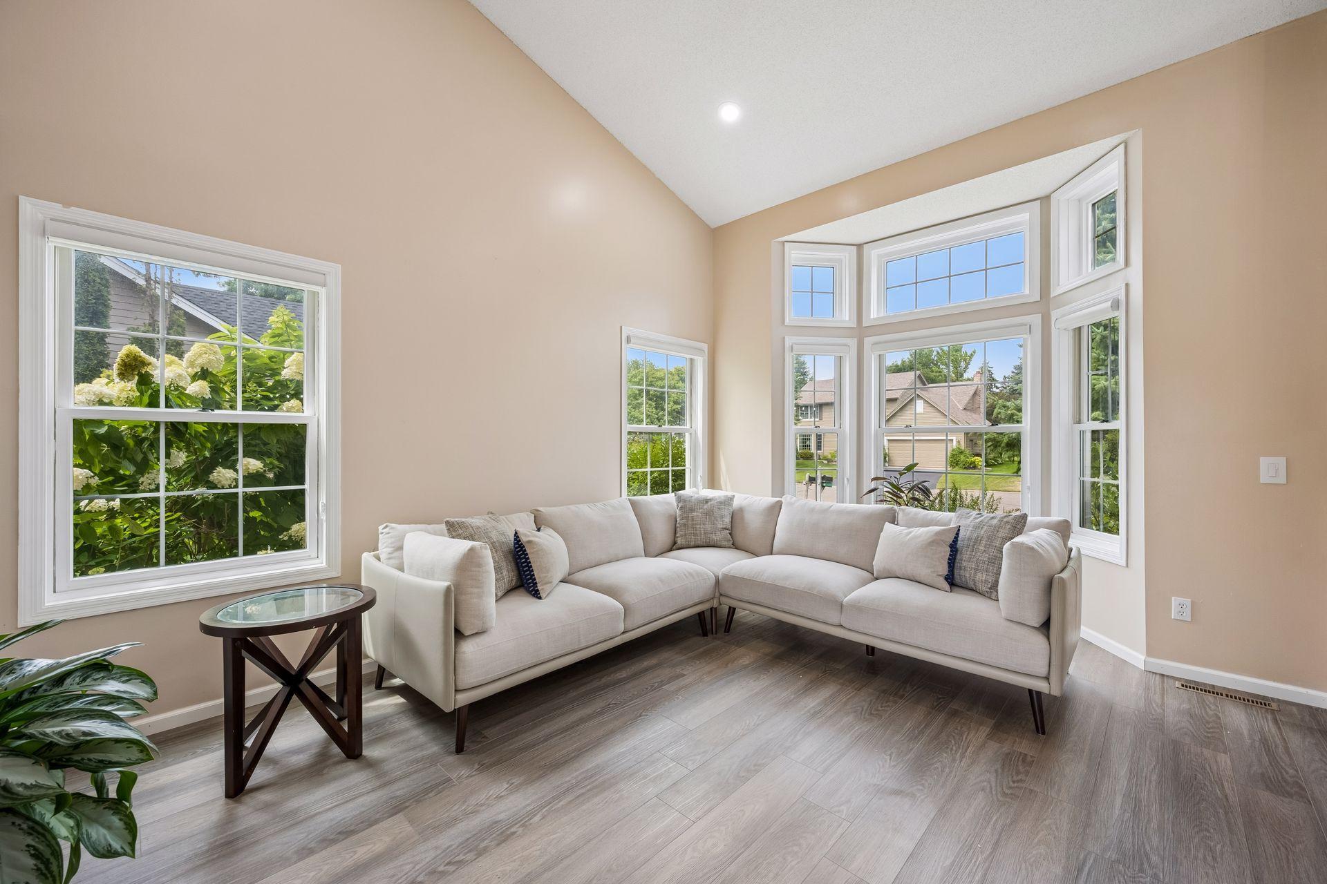 16005 22nd Avenue N Property Photo 8