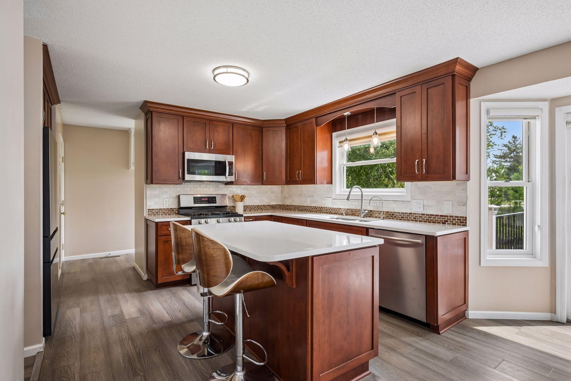16005 22nd Avenue N Property Photo 14