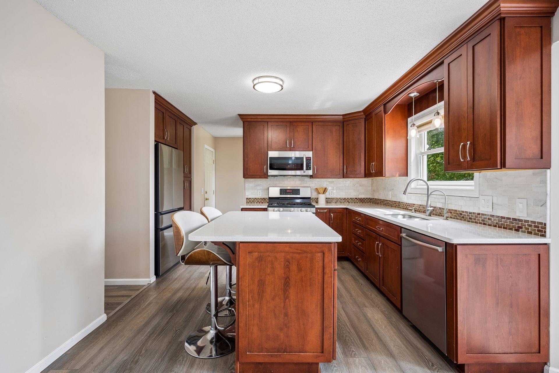 16005 22nd Avenue N Property Photo 15