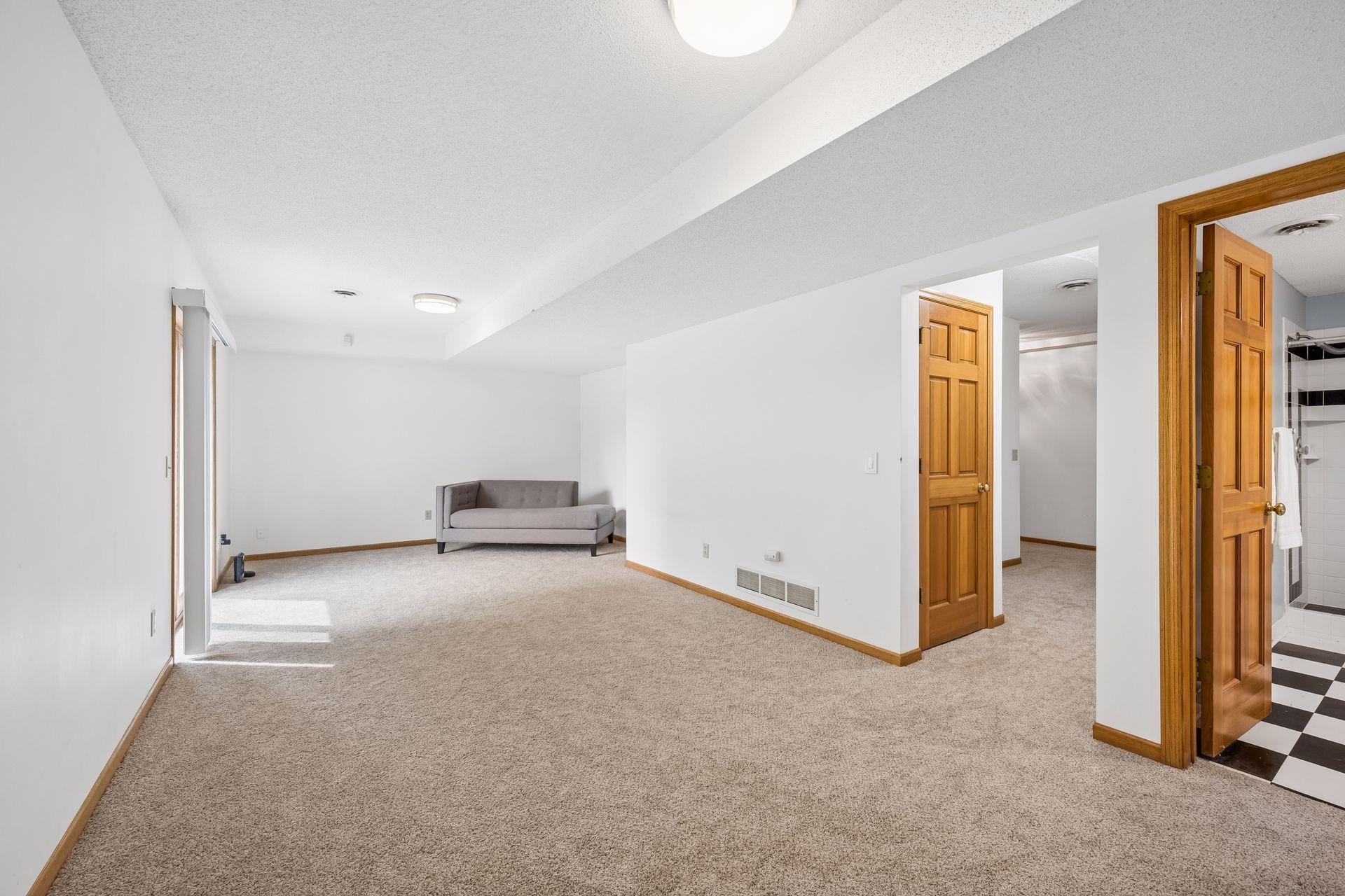 16005 22nd Avenue N Property Photo 27