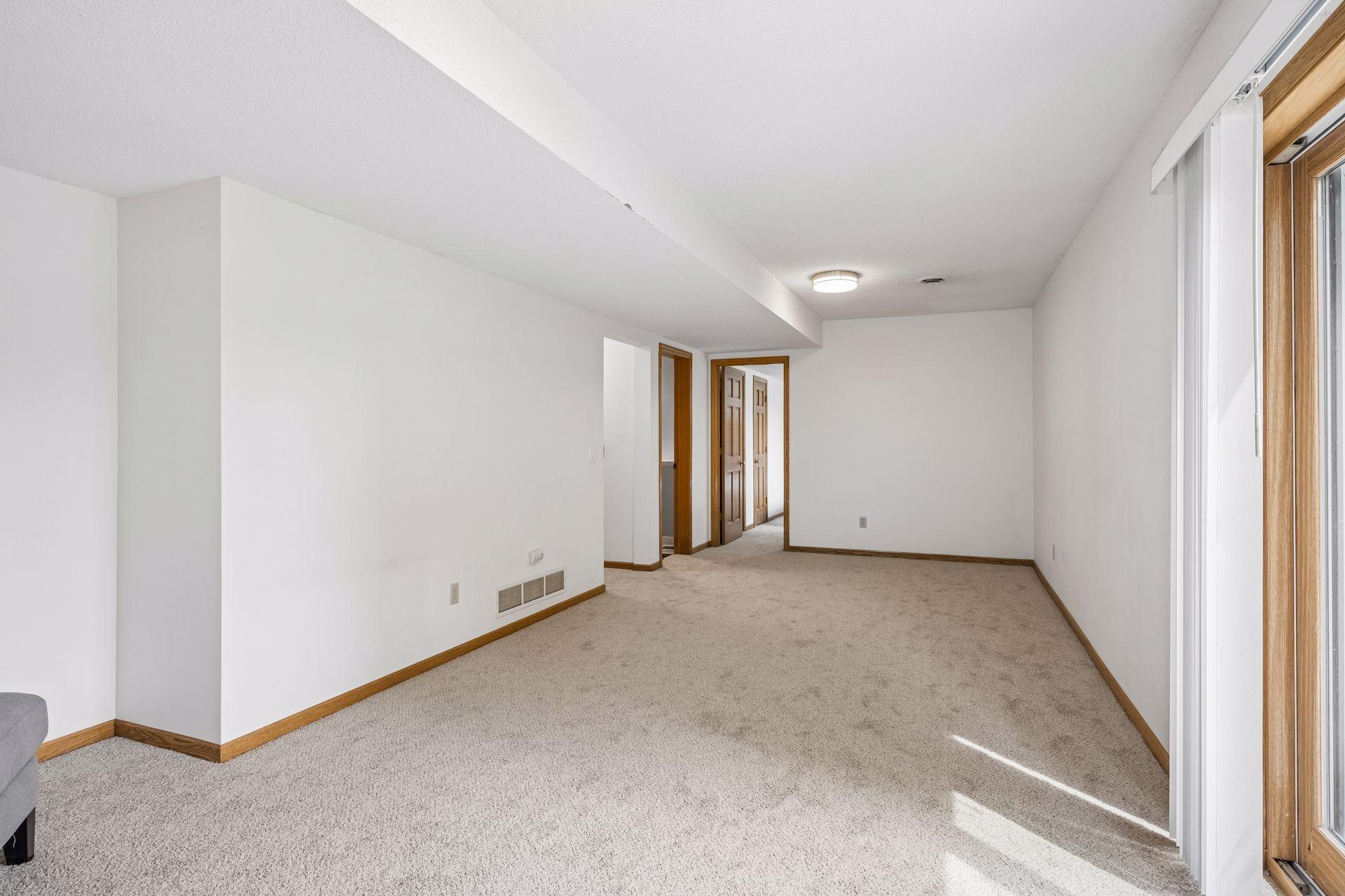 16005 22nd Avenue N Property Photo 29
