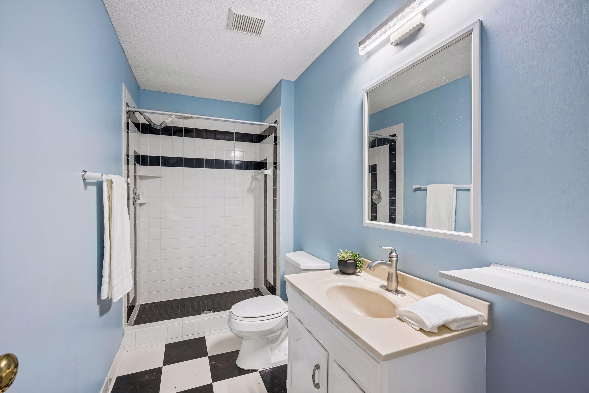 16005 22nd Avenue N Property Photo 31