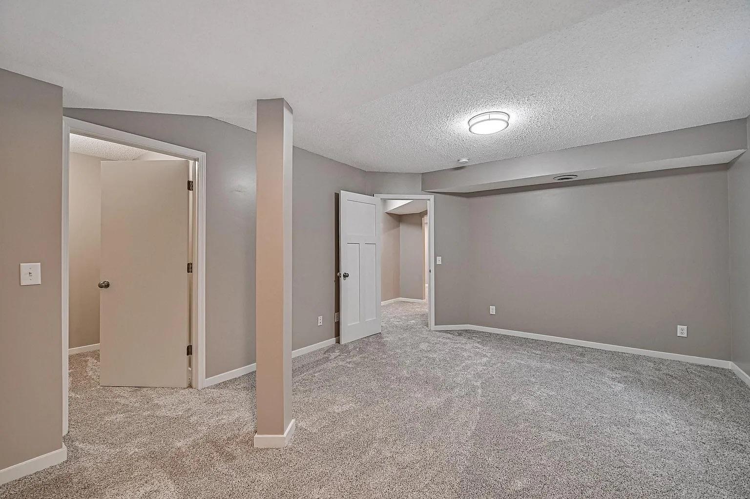 1702 Par Lane Property Photo 25