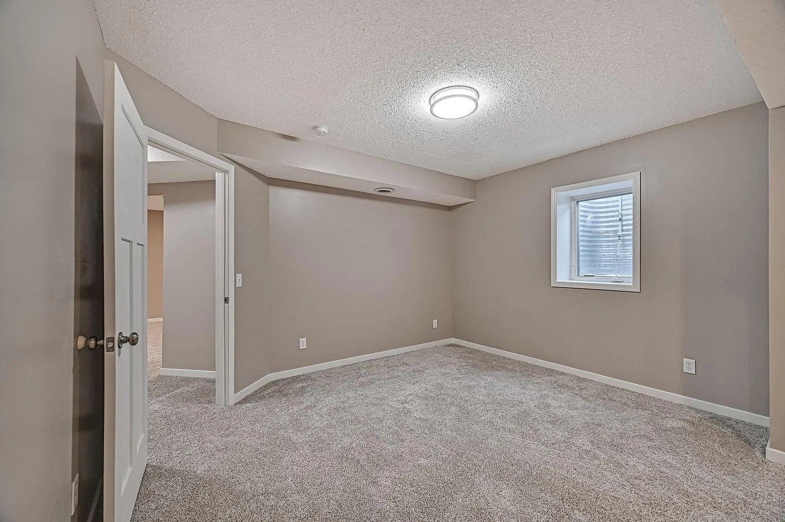 1702 Par Lane Property Photo 28