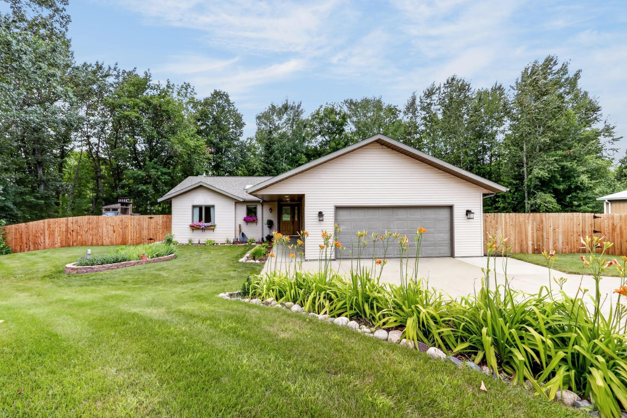 35695 Brookside Lane Property Photo 1