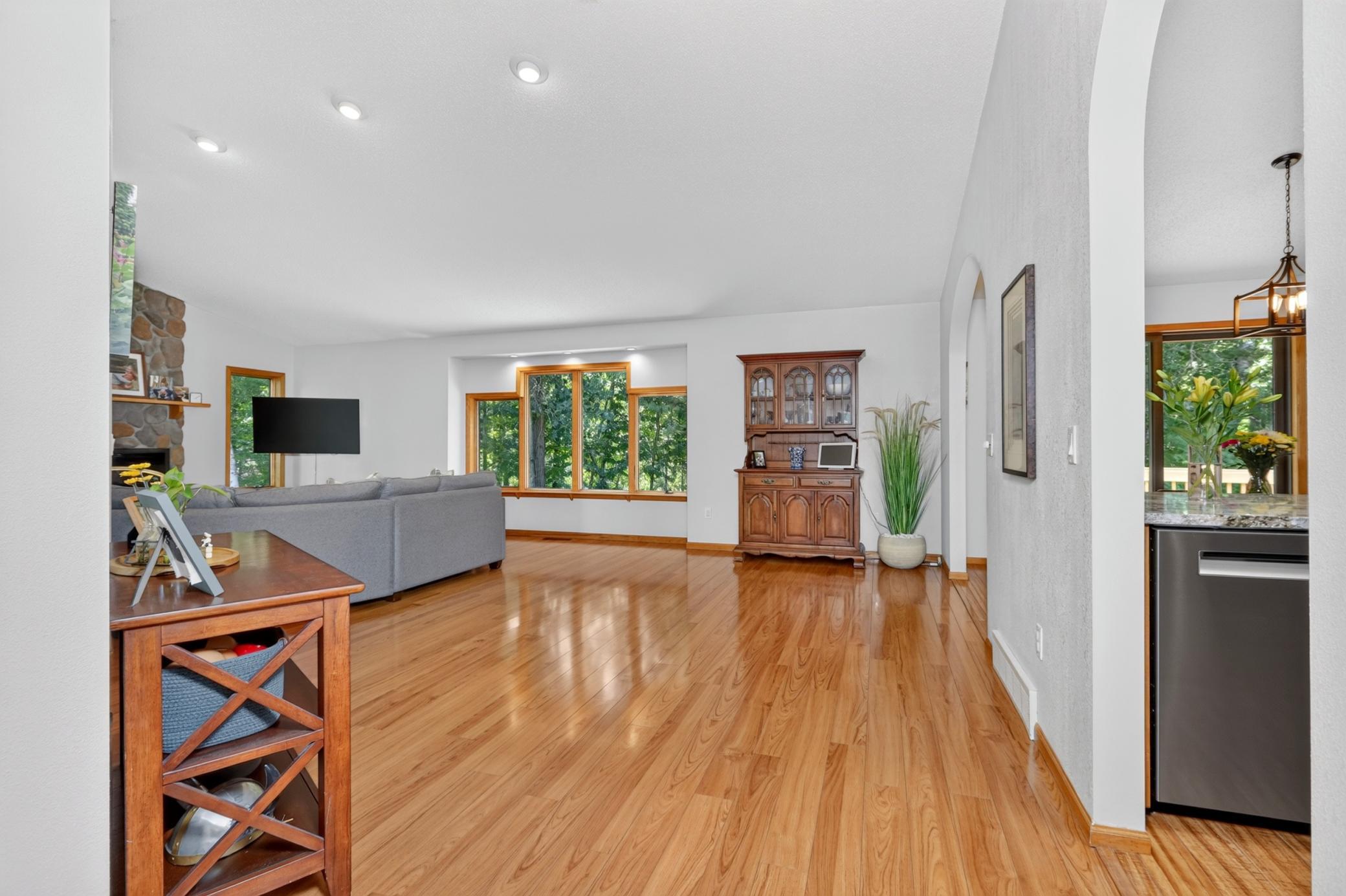 35695 Brookside Lane Property Photo 4