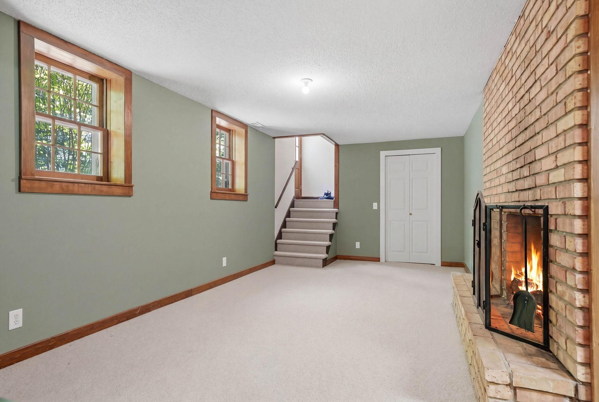 6930 Foxglove Circle Property Photo 36