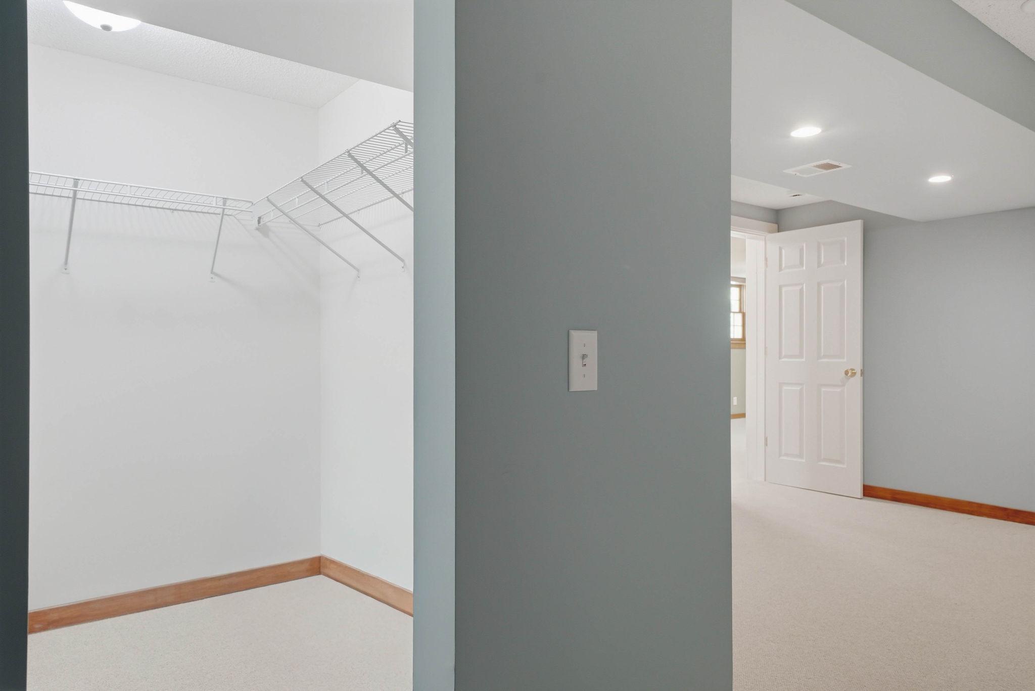6930 Foxglove Circle Property Photo 41