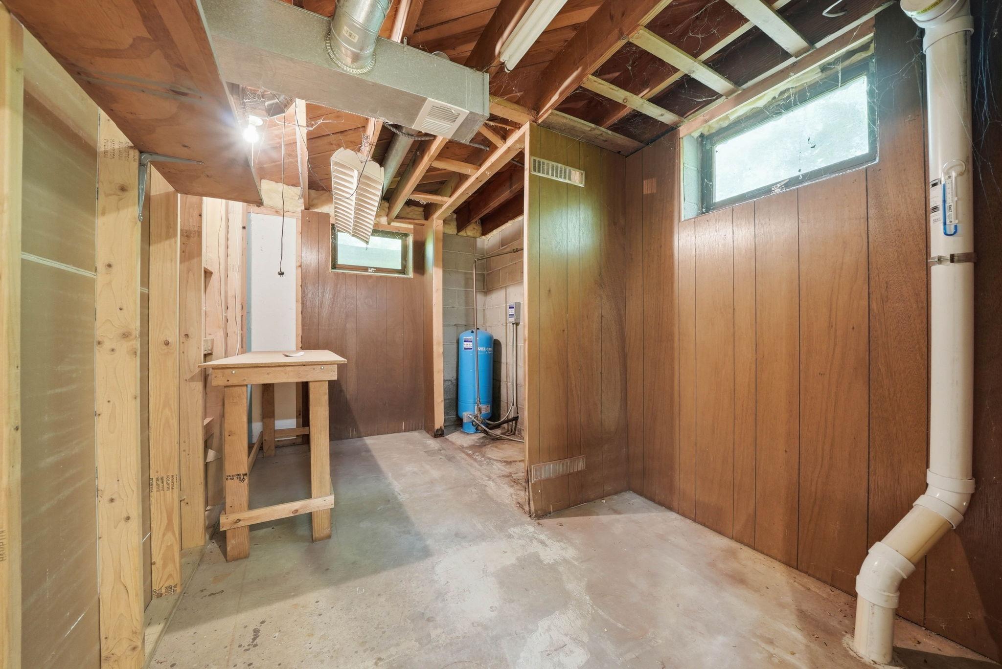 6930 Foxglove Circle Property Photo 47