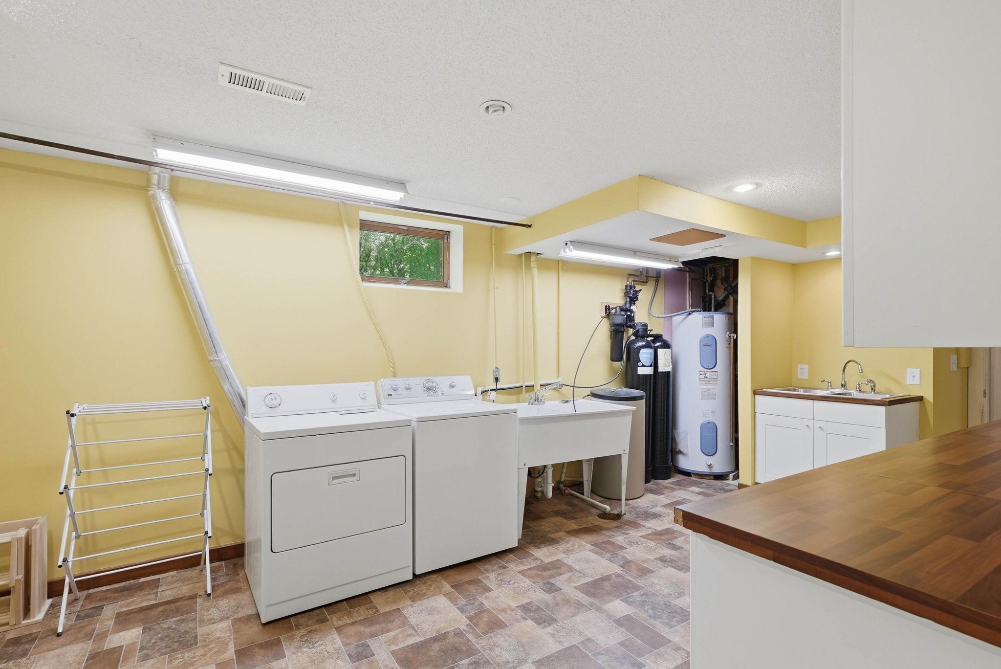 6930 Foxglove Circle Property Photo 49