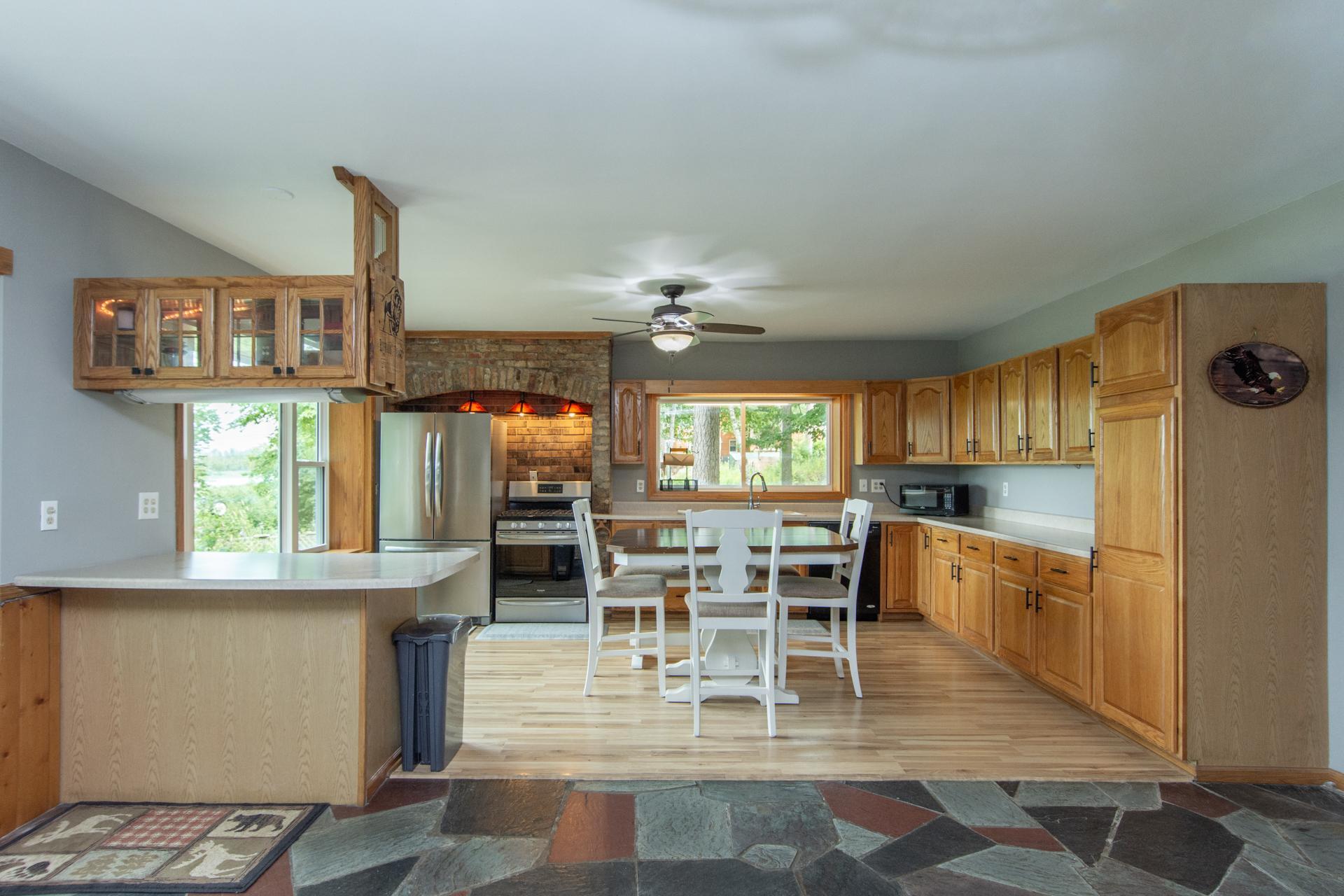18422 483rd Street Property Photo 6