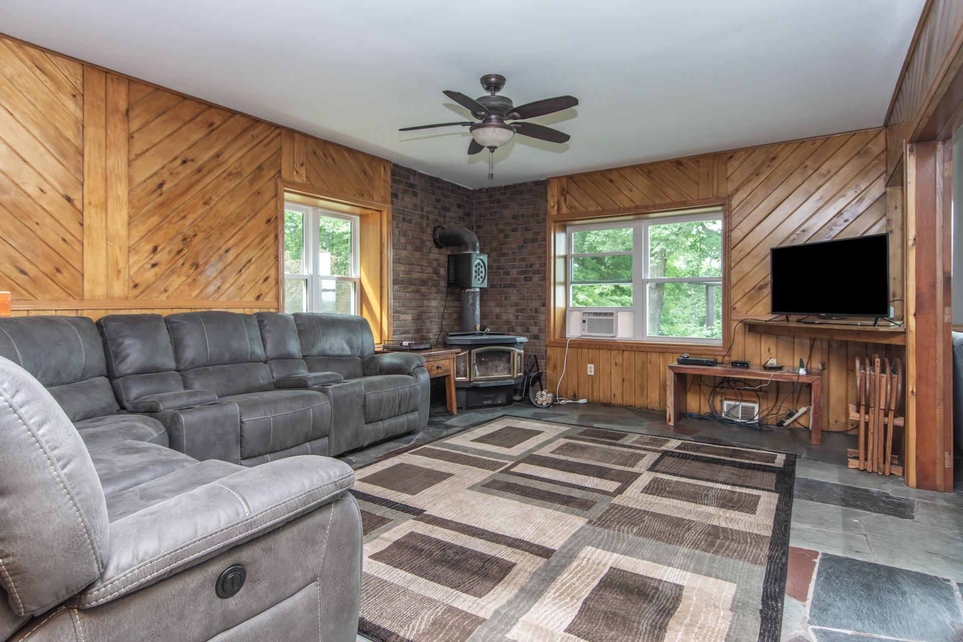 18422 483rd Street Property Photo 9