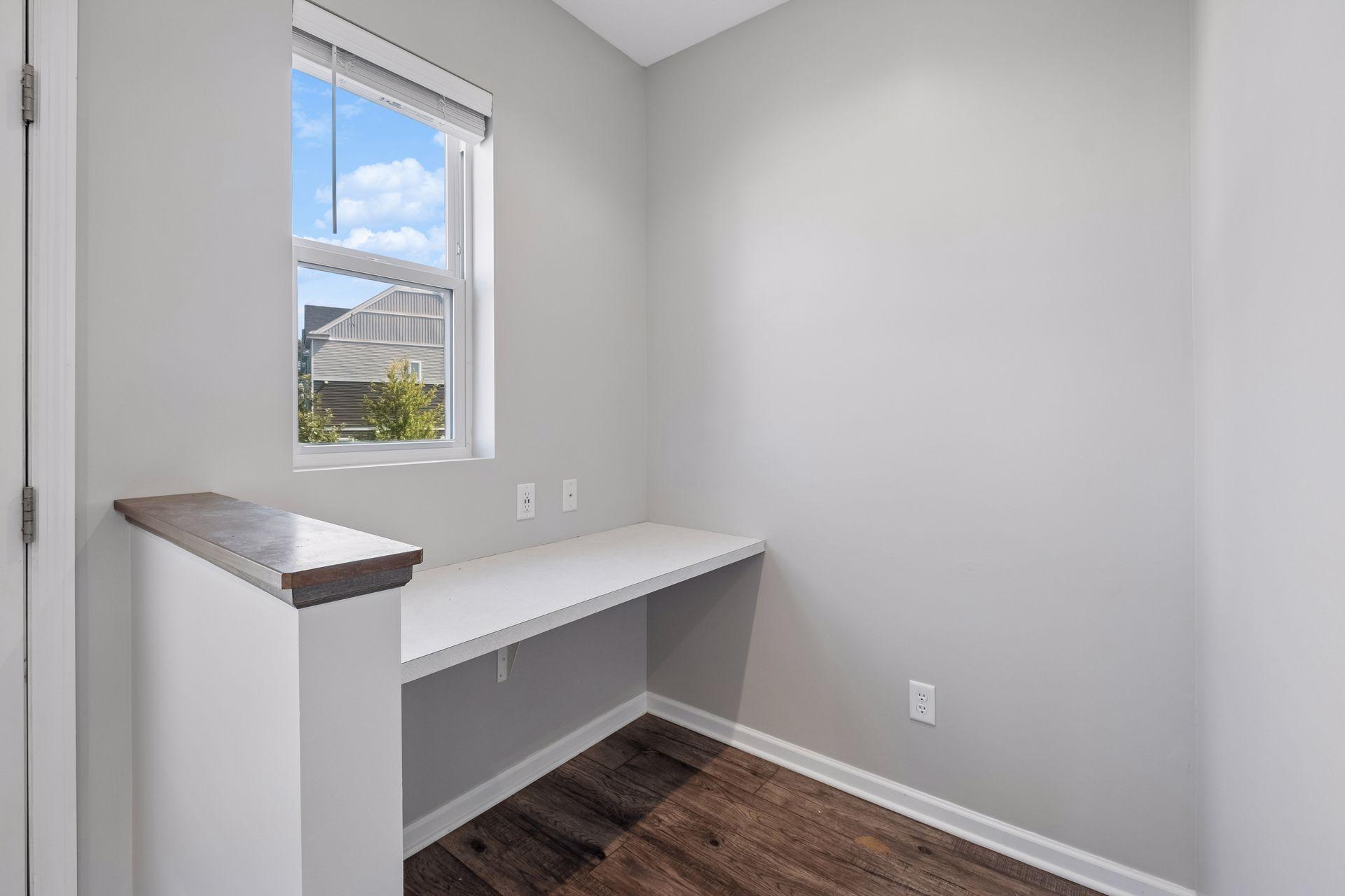 5202 Hampton Street Ne Property Photo 7