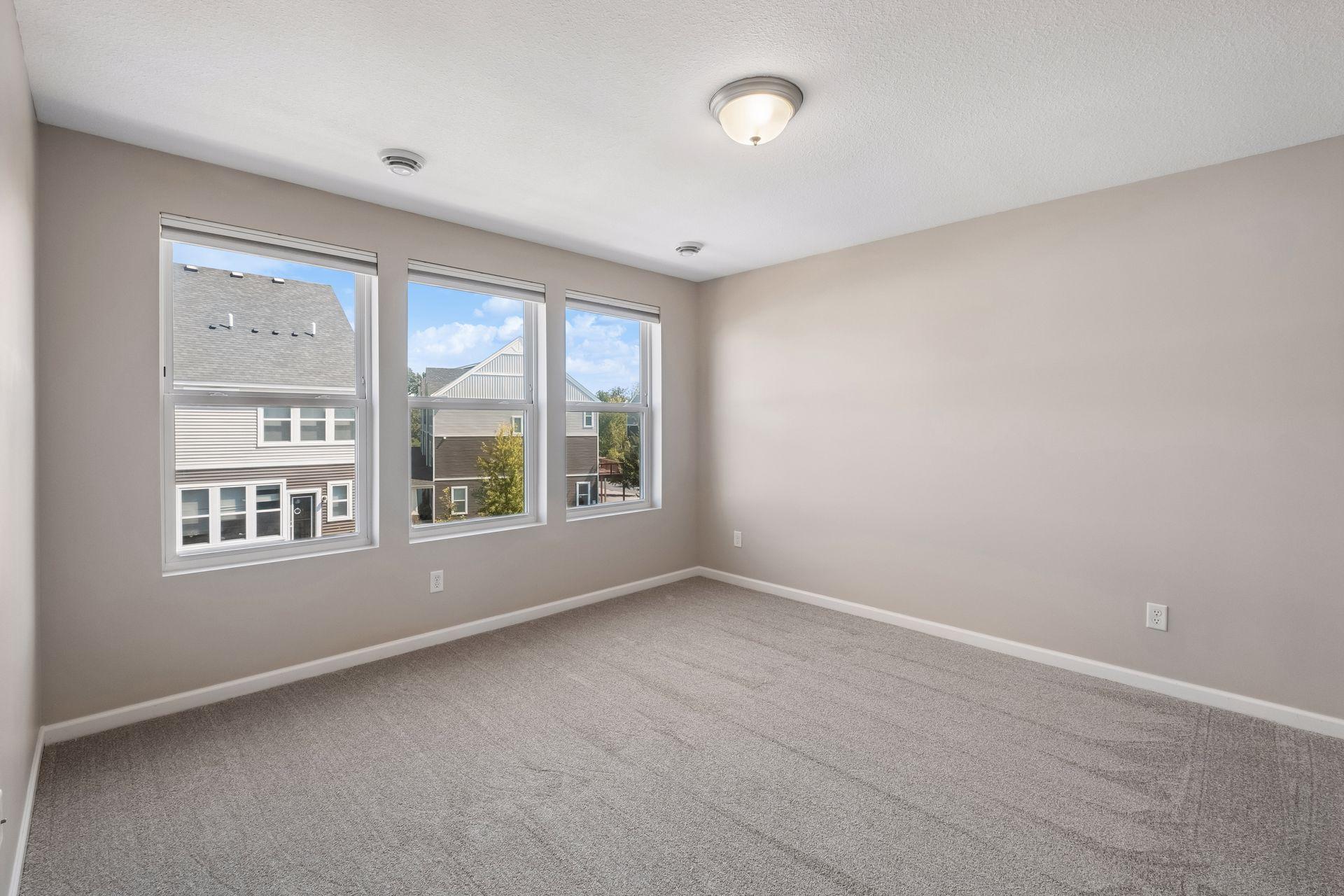 5202 Hampton Street Ne Property Photo 15