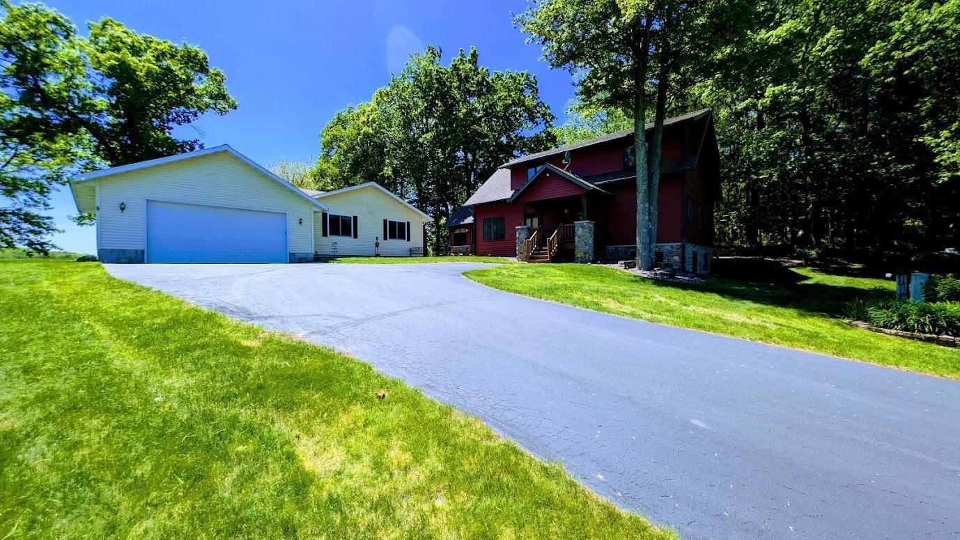 W13235 Old Highway D Property Photo 1