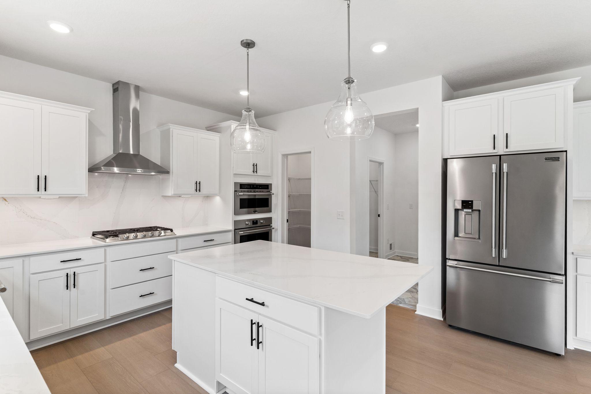 7122971 Property Photo 3