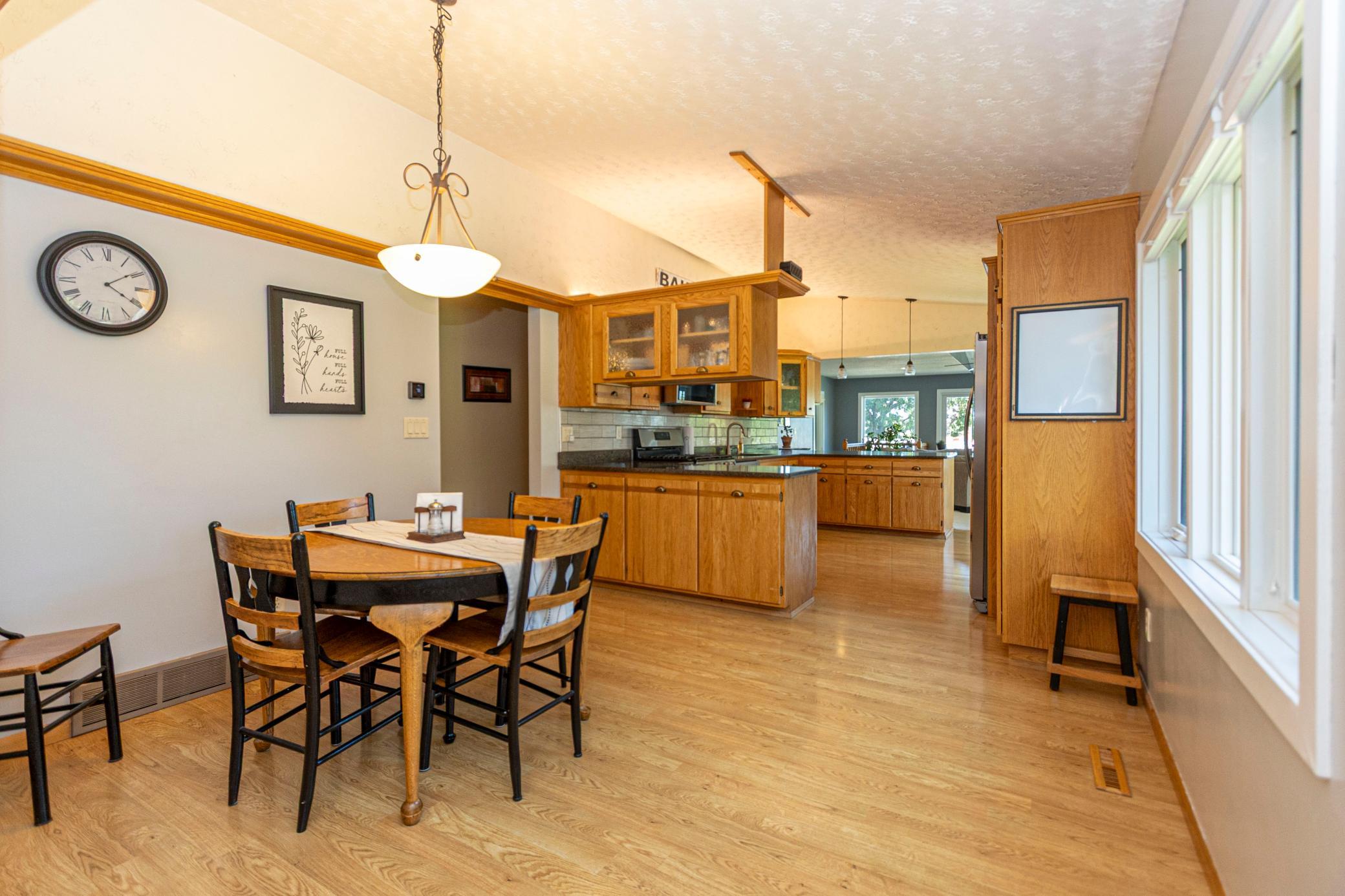 1301 Geneva Drive Property Photo 8