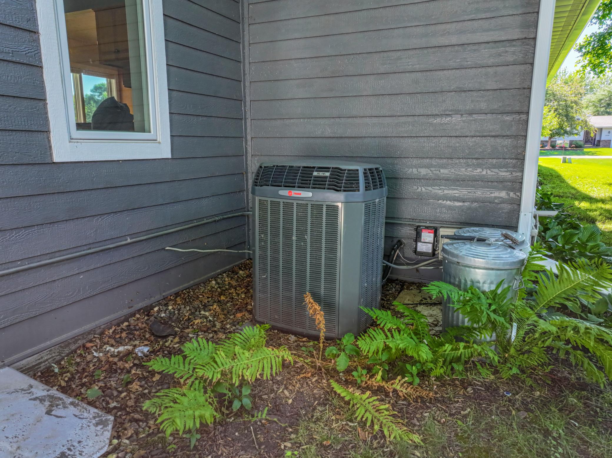1301 Geneva Drive Property Photo 54
