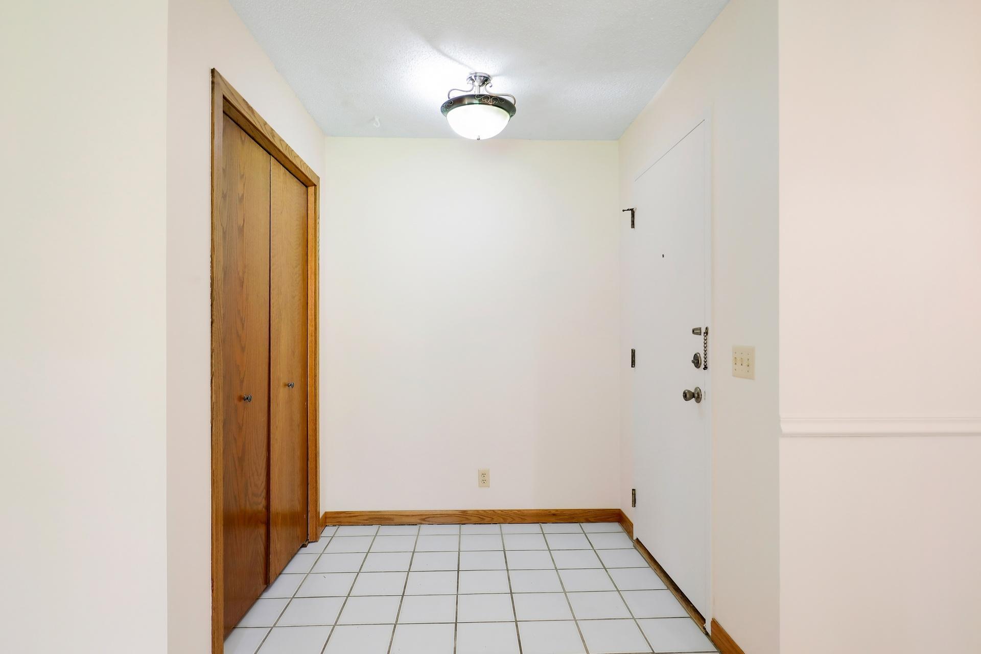 7244 Hunters Run 21d Property Photo 23