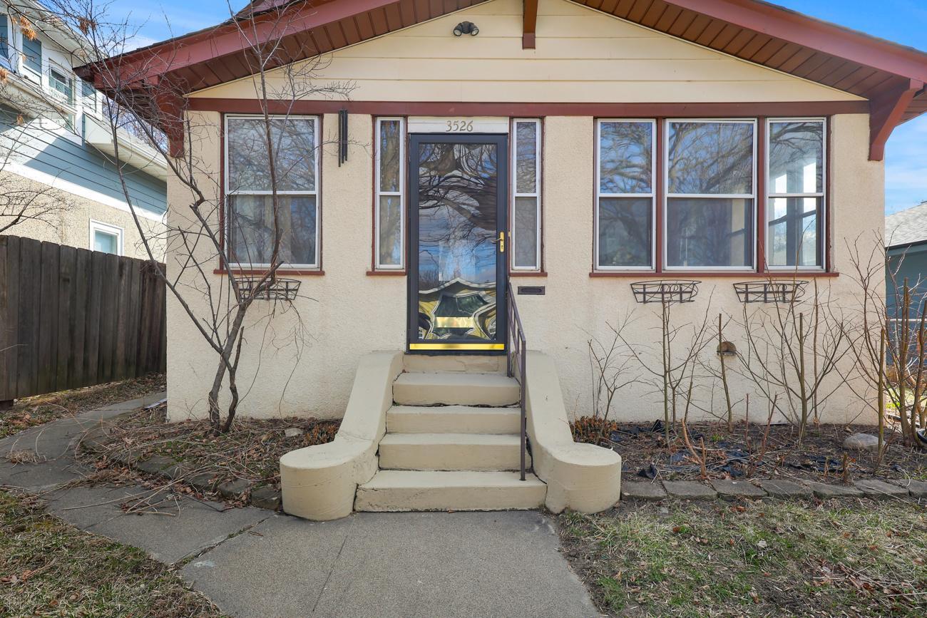 3526 James Avenue N Property Photo 21