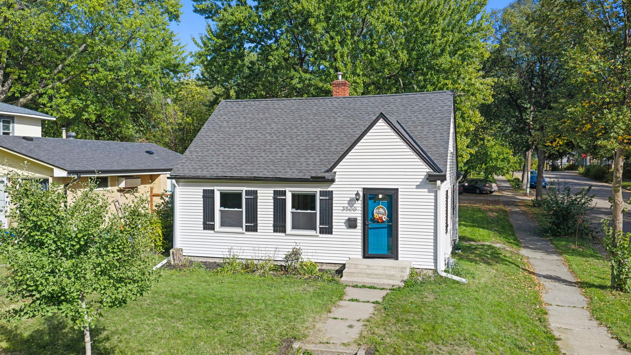 3500 Morgan Avenue N Property Photo 1