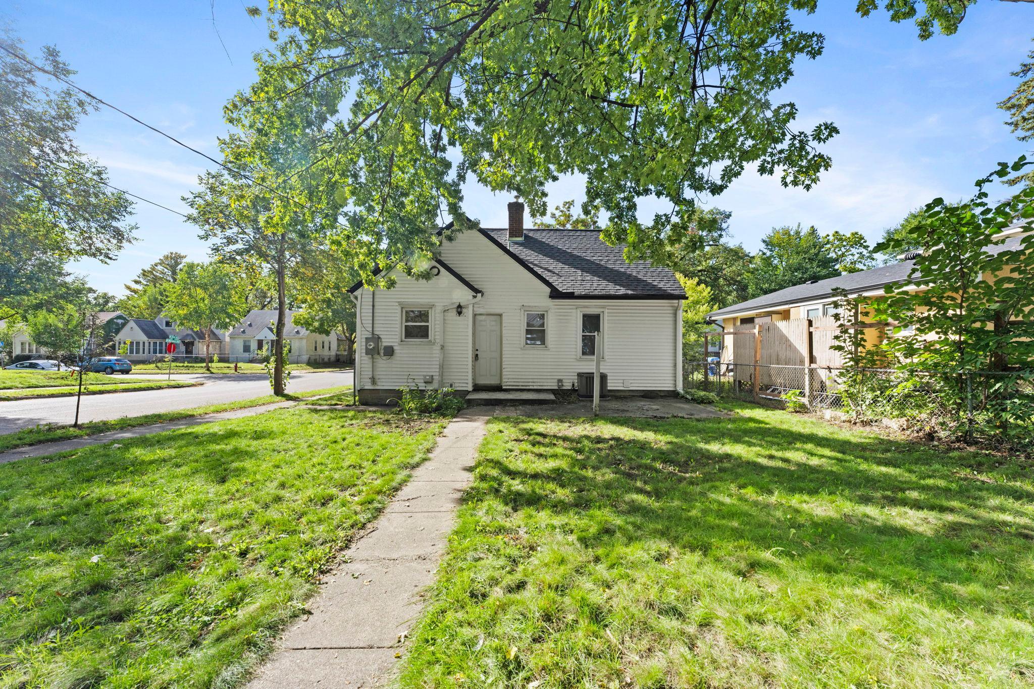 3500 Morgan Avenue N Property Photo 34