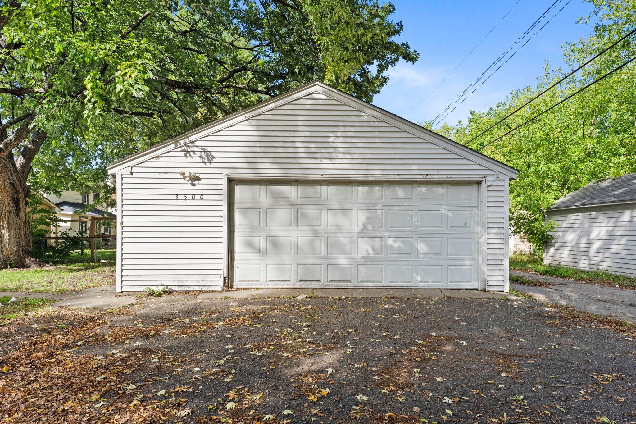 3500 Morgan Avenue N Property Photo 36