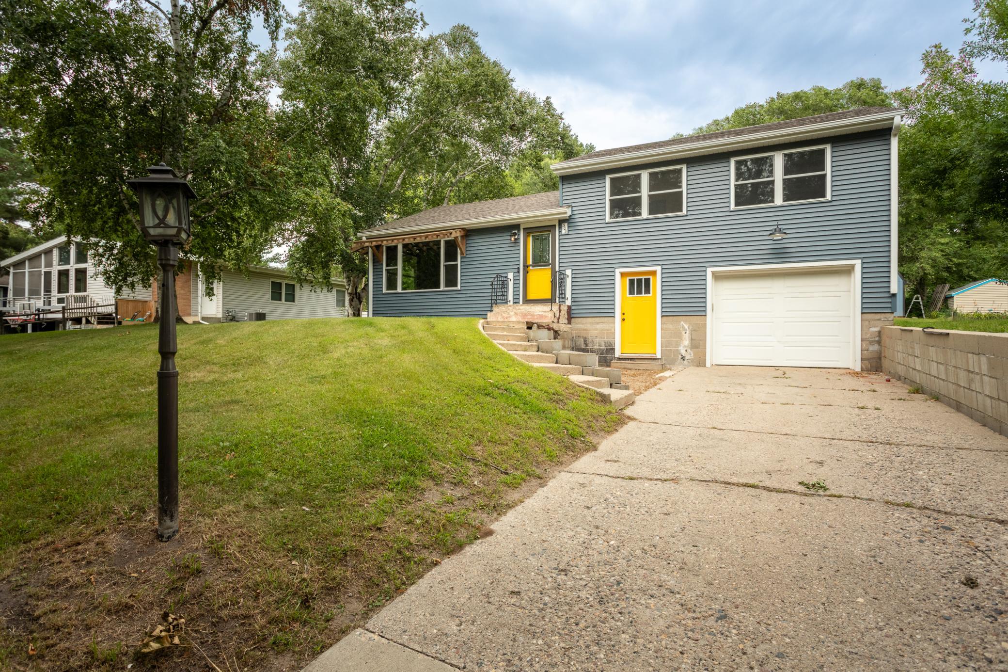 308 Fingal Drive Property Photo 2