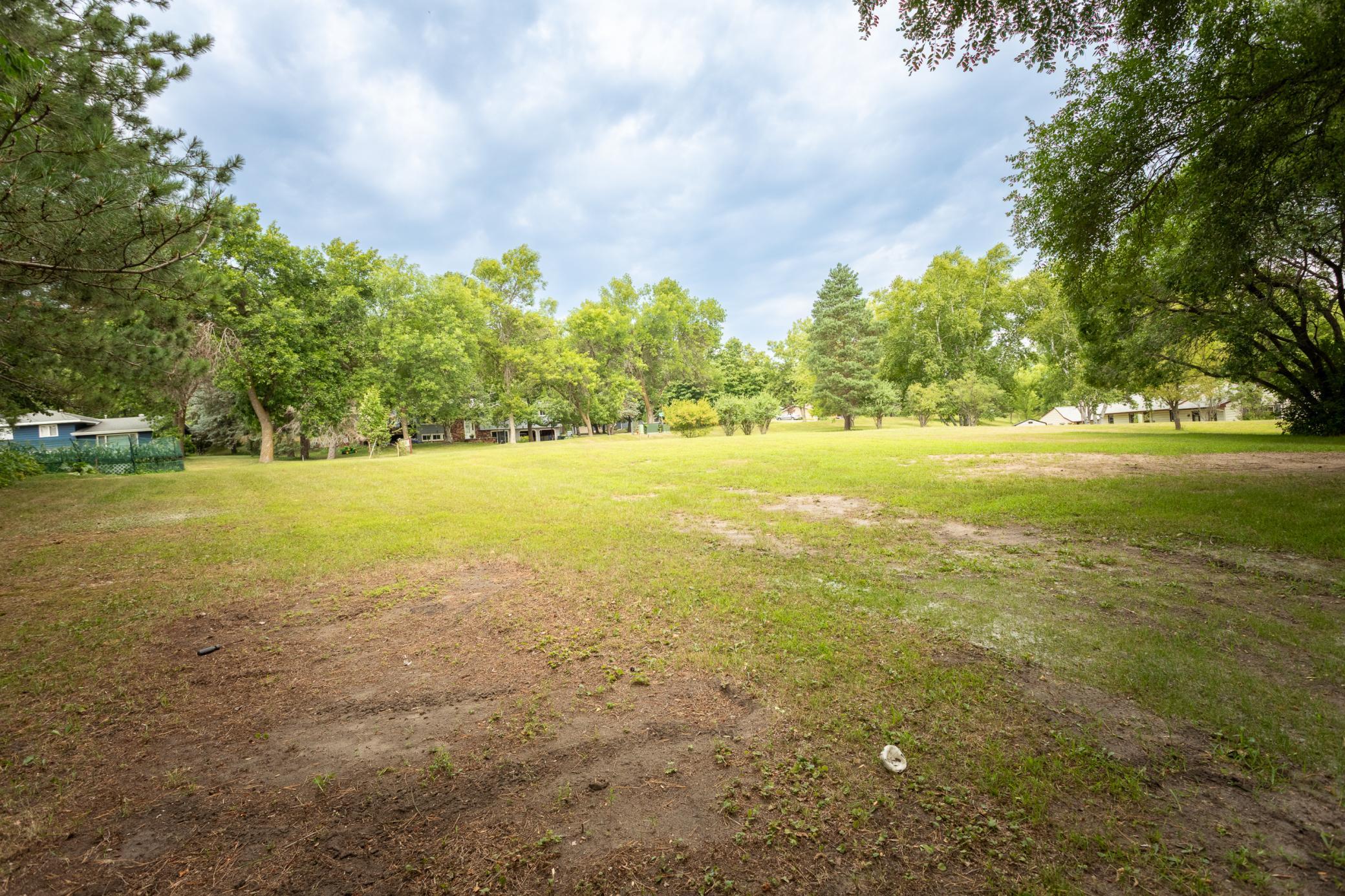 308 Fingal Drive Property Photo 28
