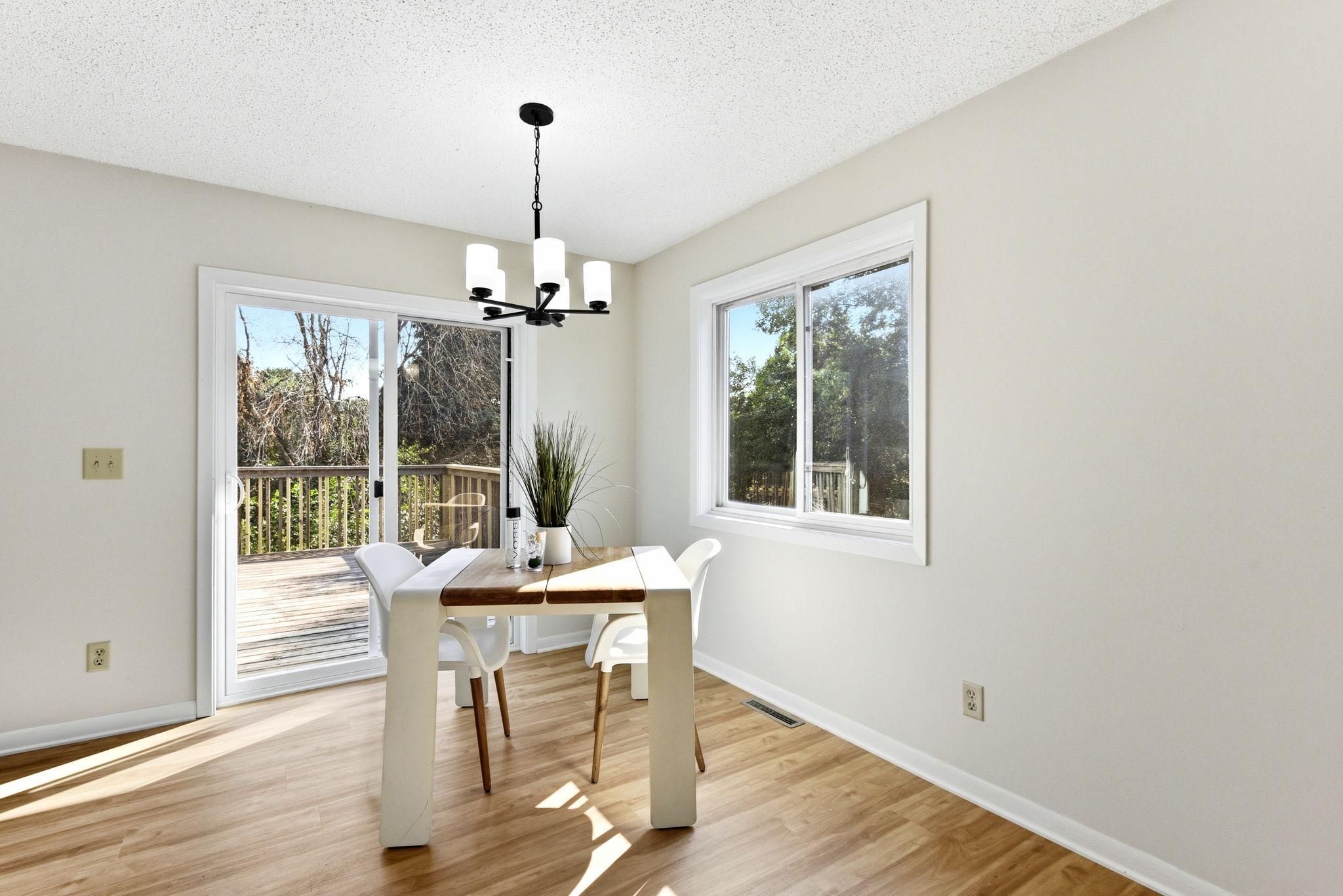 4233 Braddock Trail Property Photo 6