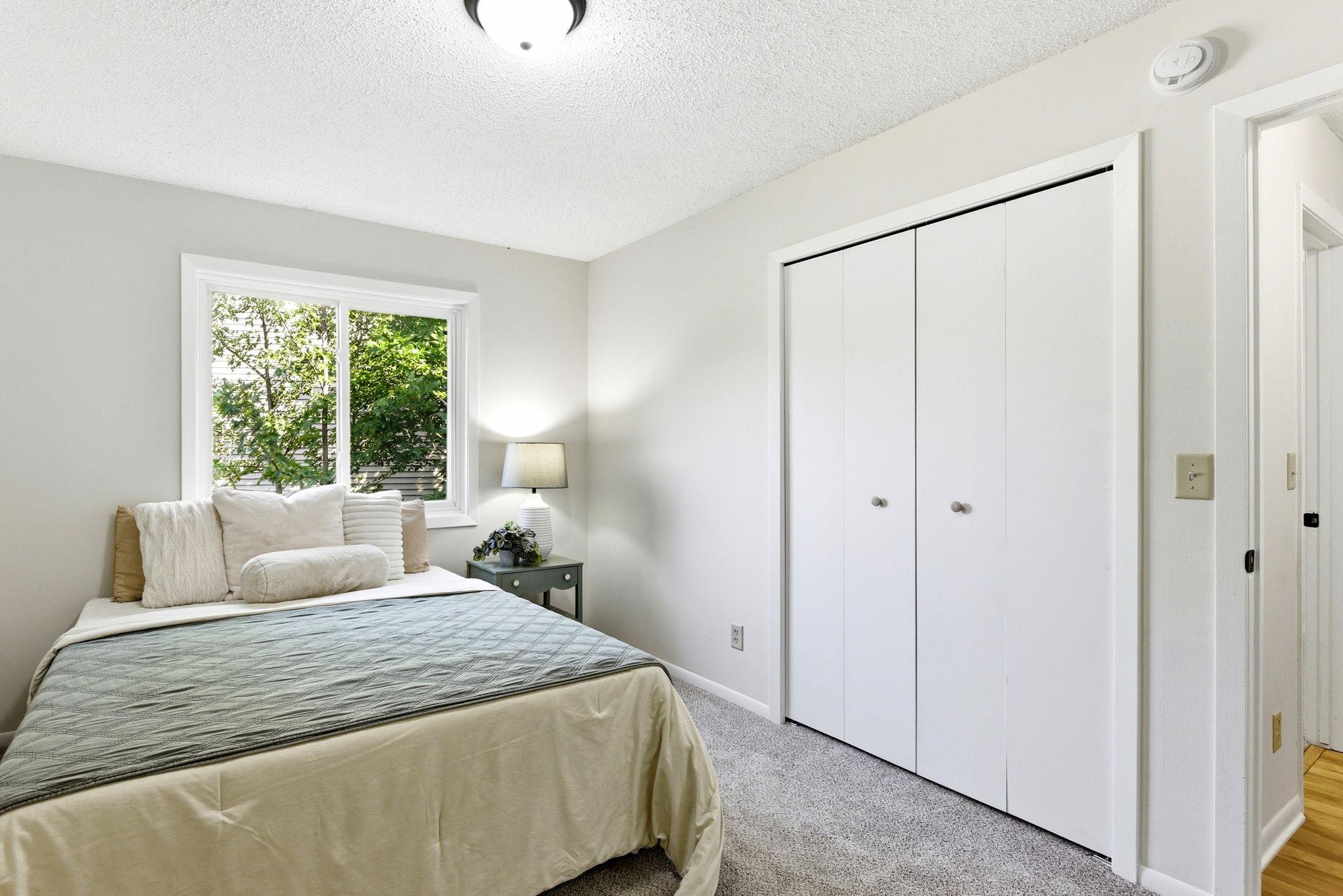 4233 Braddock Trail Property Photo 10