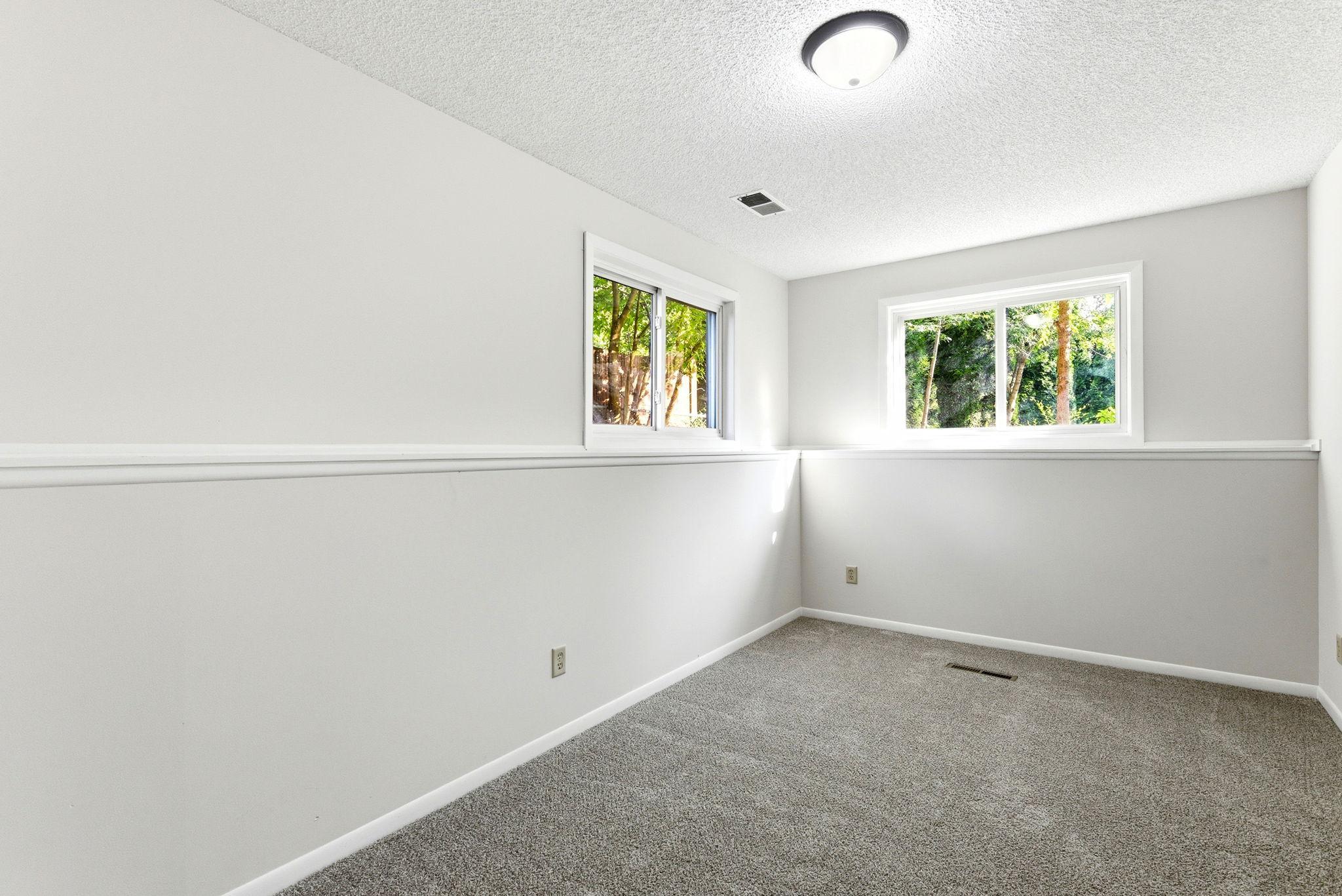 4233 Braddock Trail Property Photo 14