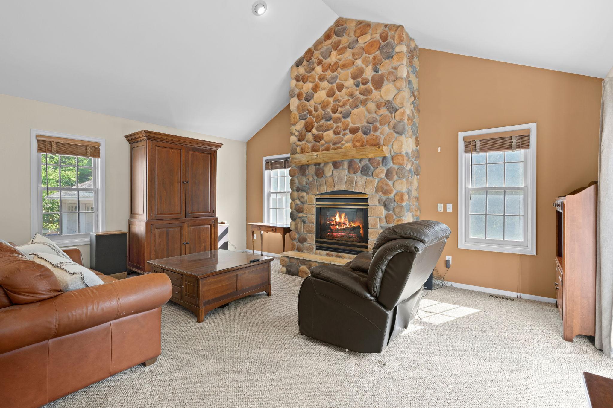 3213 County Road 101 S Property Photo 9
