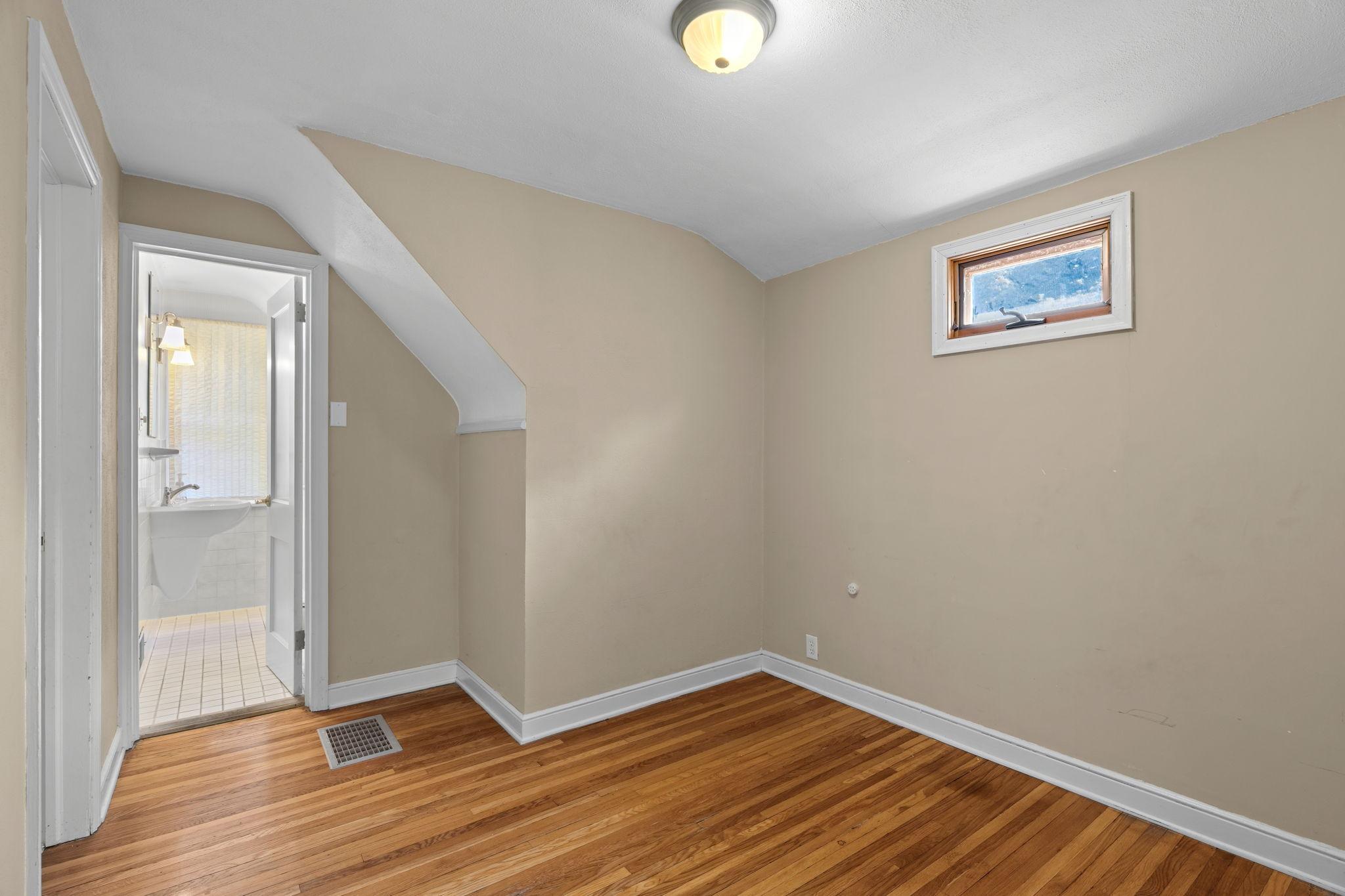 3213 County Road 101 S Property Photo 22