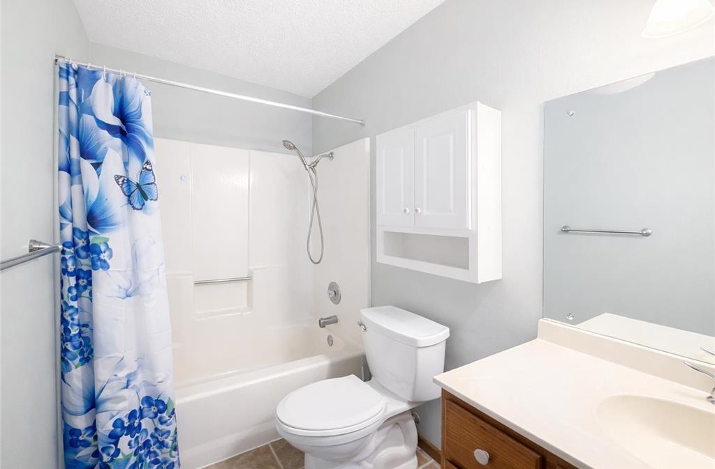 210 Sargent Drive 103 Property Photo 9