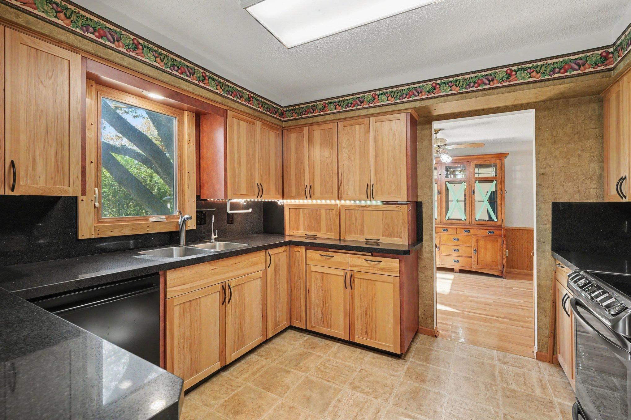6385 Acorn Road Property Photo 9