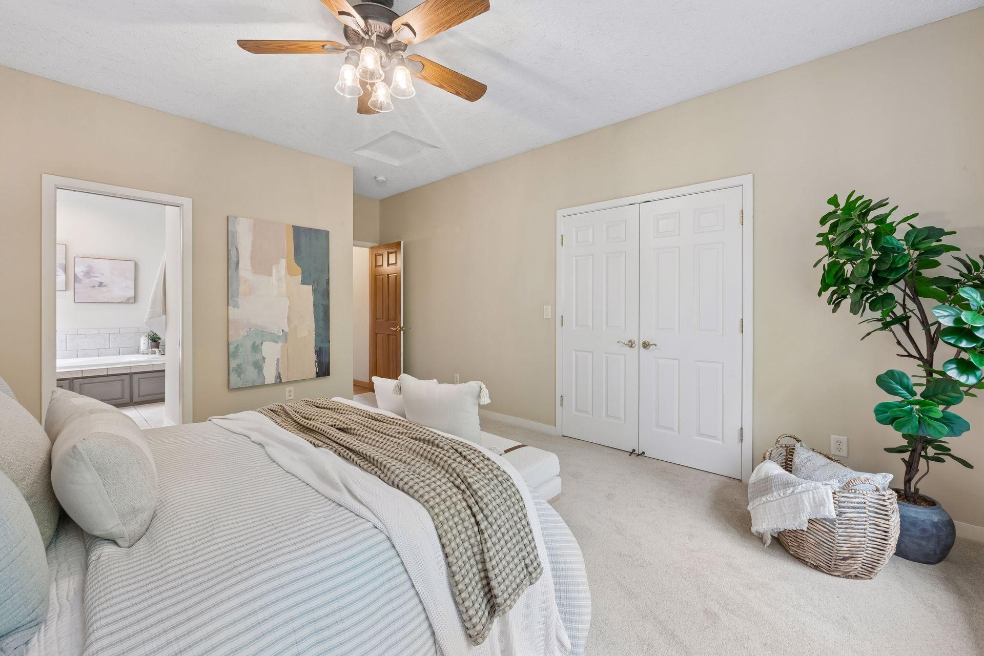 2240 Thrushwood Circle Property Photo 46