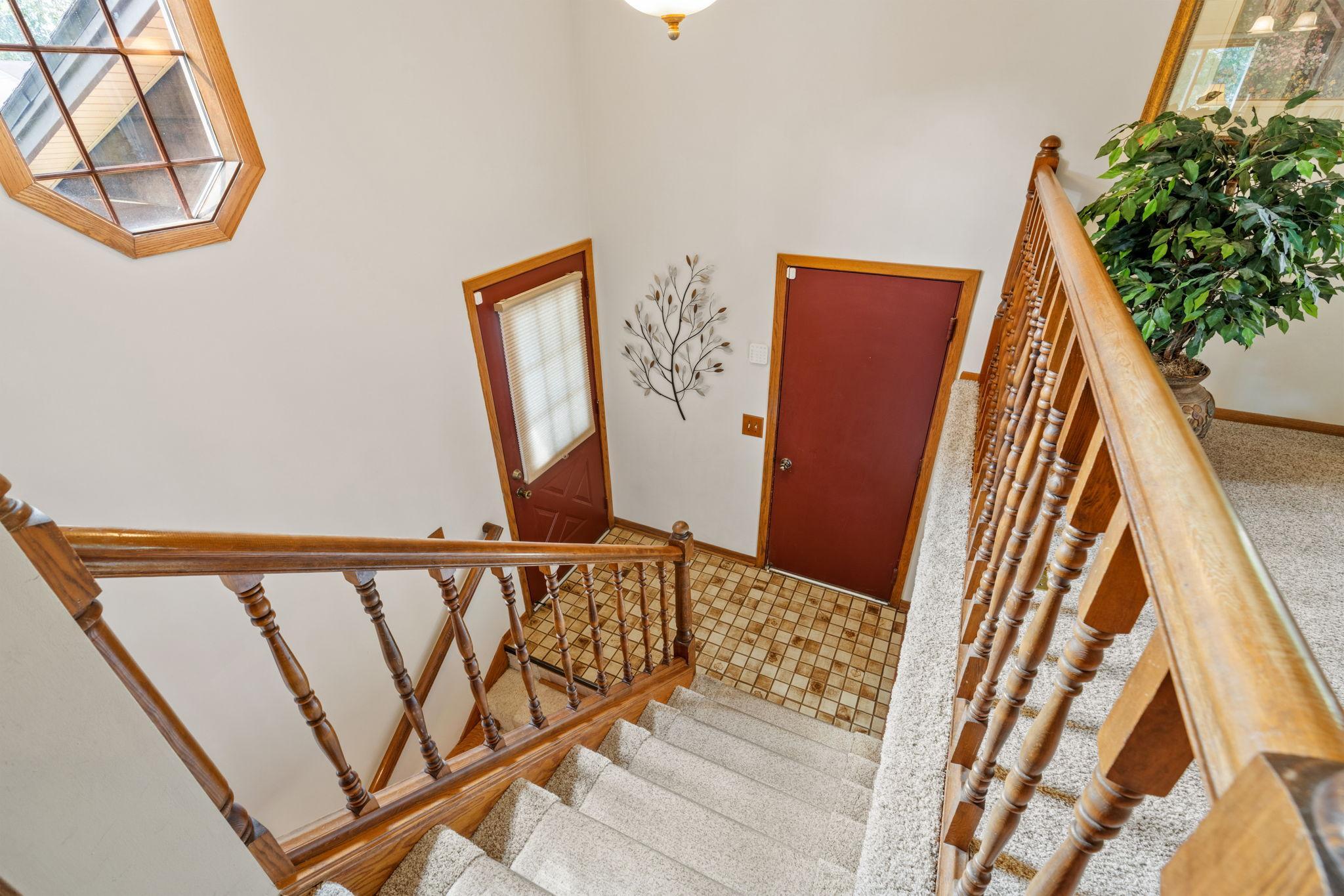 12000 Maryland Court Property Photo 6