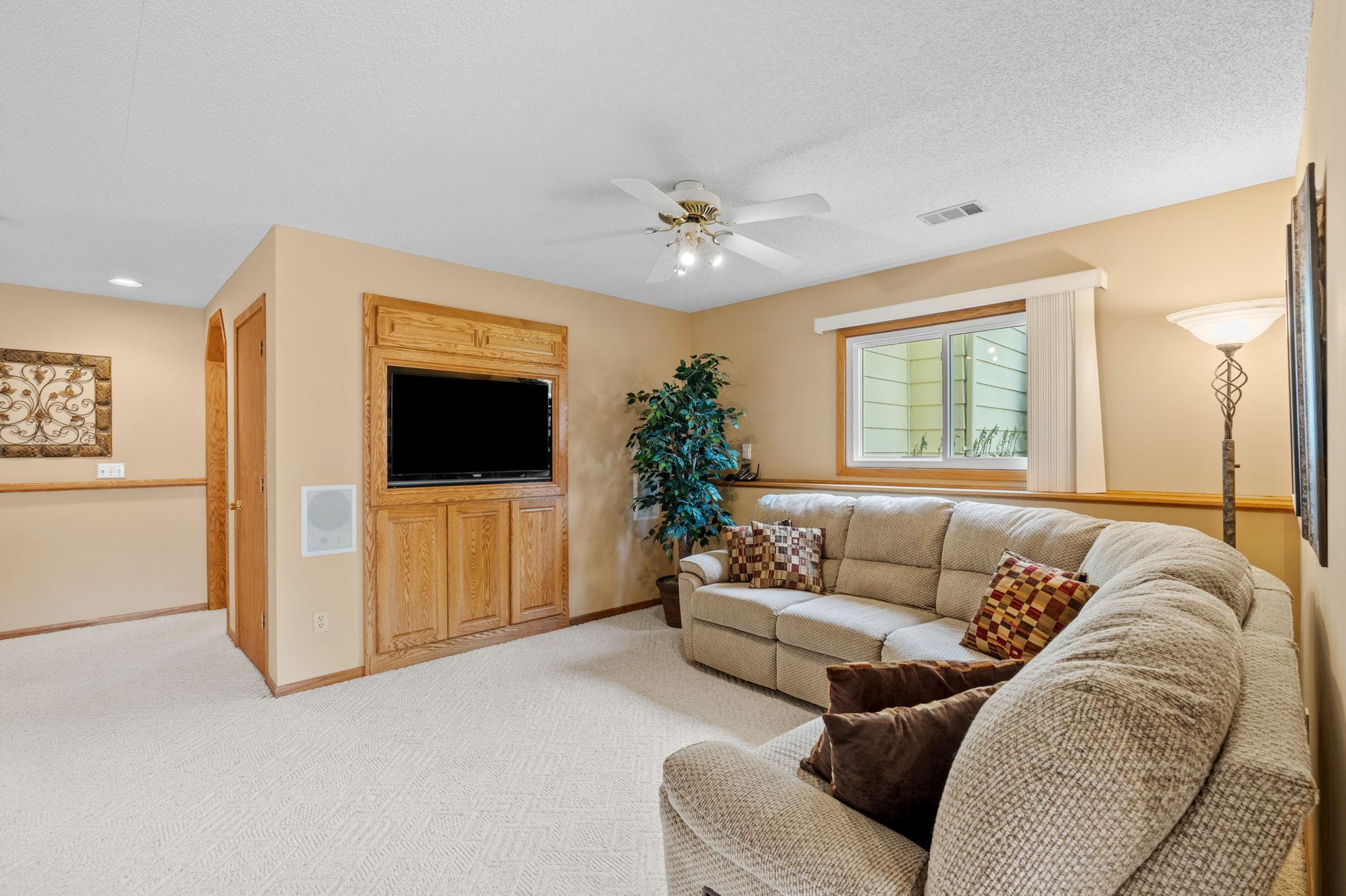 12000 Maryland Court Property Photo 31