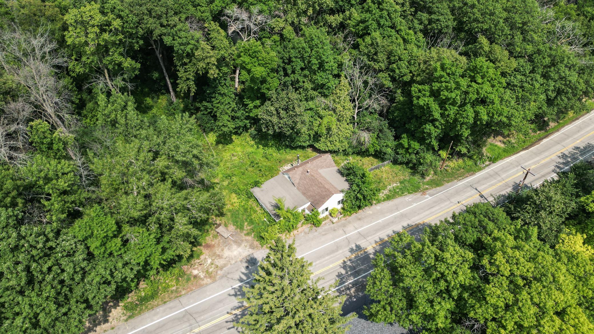 4736 N Shore Drive Property Photo 14