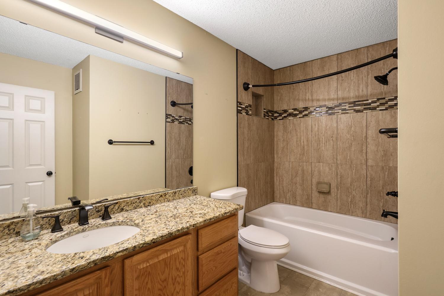 16390 Timber Crest Drive Se Property Photo 10