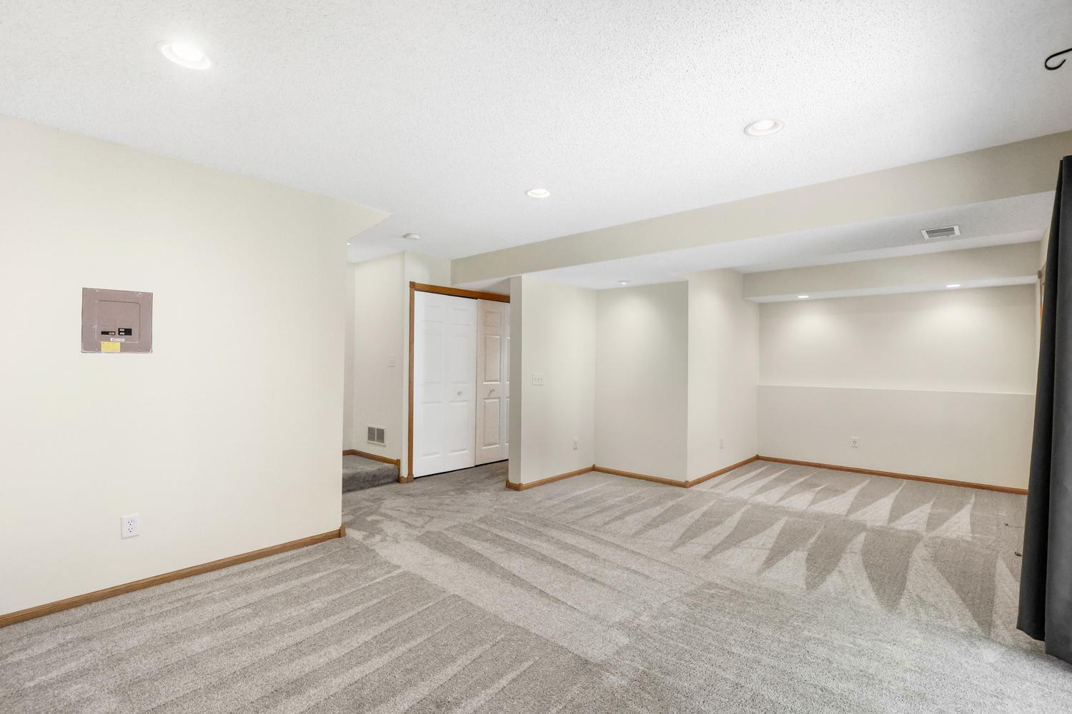 16390 Timber Crest Drive Se Property Photo 12