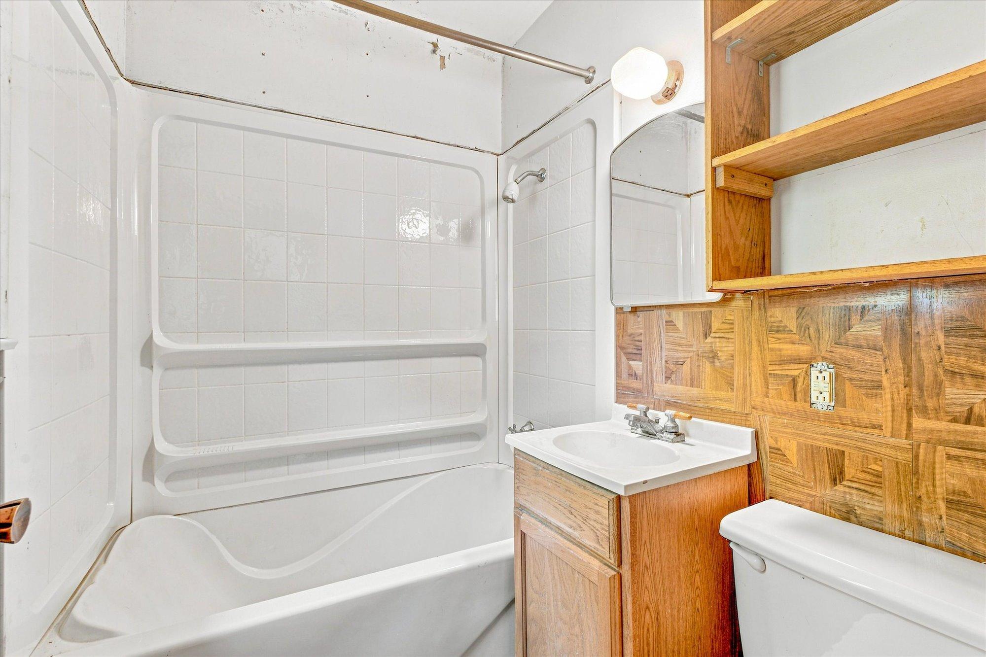 328 3rd Street Se Property Photo 12