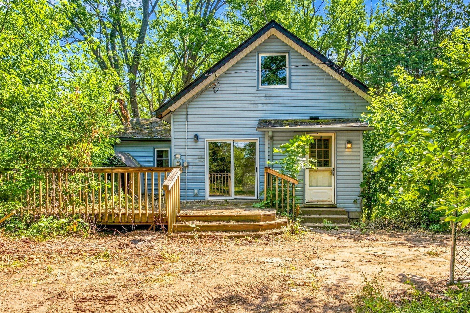 328 3rd Street Se Property Photo 17